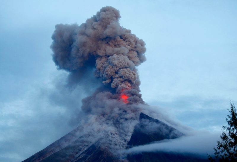Mount Mayon on Thursday, Jan. 25th. Photo: AP